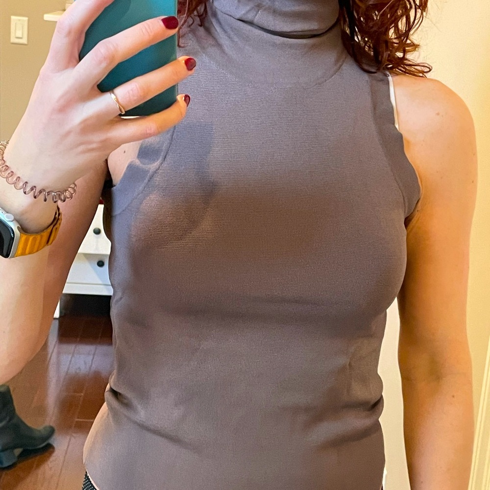 Zara cropped turtleneck top size M